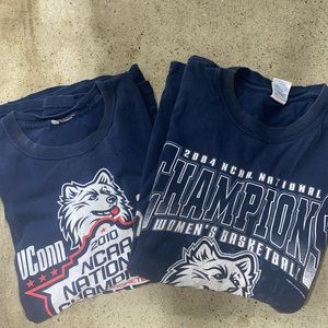 2 Vintage Uconn Tees🔥🔥